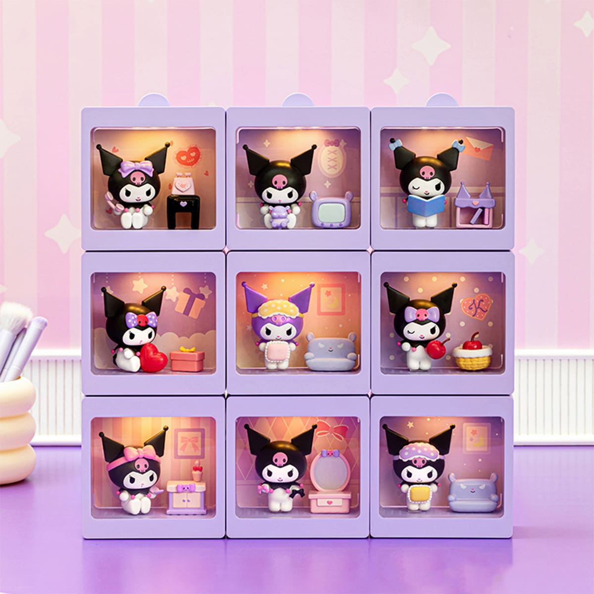 Фигурка-сюрприз Pop Top KUROMI – ПРАЗДНИЧНОЕ НАСТРОЕНИЕ (свет, в асс.), 25WH-001 8