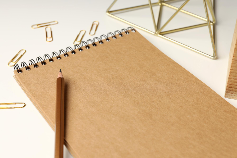 Блокнот з крафтового паперу
