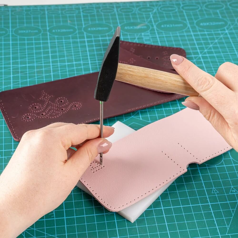 Набір для виготовлення шкіряних виробів "Гаманець", бордовий/рожевий 3