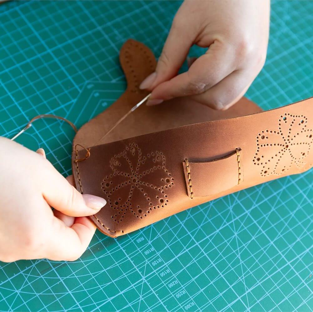 Набір для виготовлення шкіряних виробів "Футляр для окулярів" 2