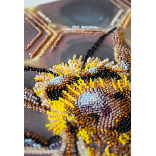 Набор для вышивки бисером на натуральном холсте "Медовый мотив", AB-950 2