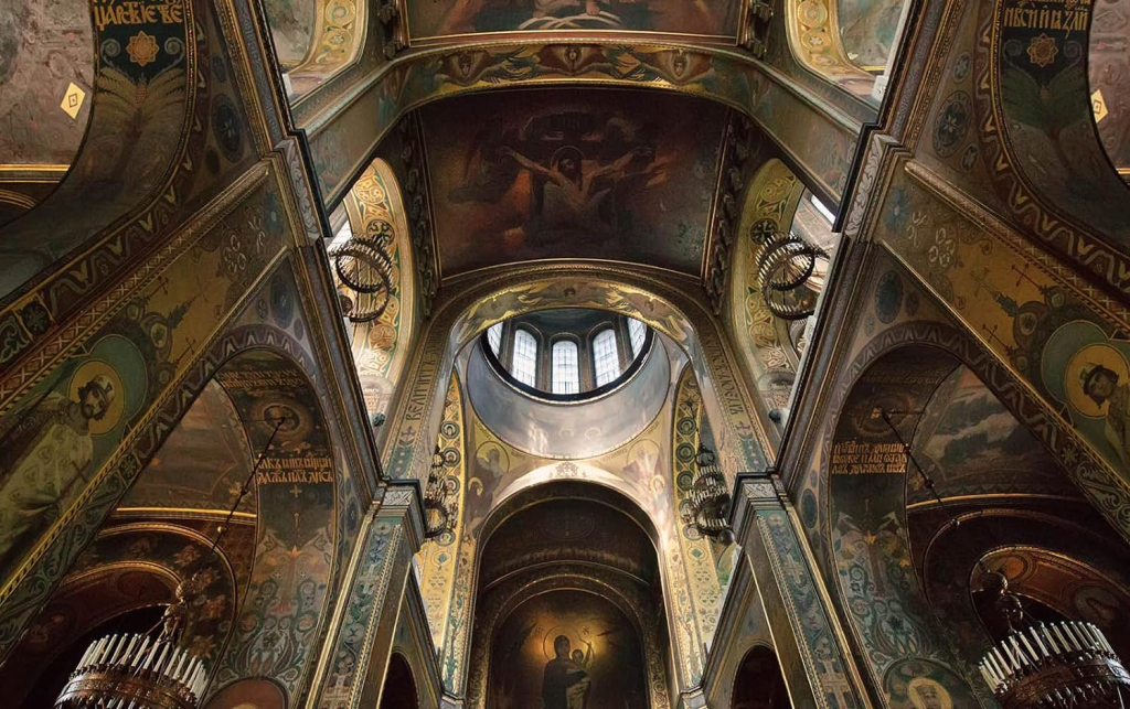 Книга "Treasures of Ukraine. A Nation’s Cultural Heritage" (а) (6038) 1