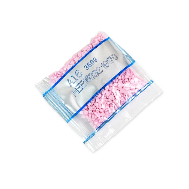 Набір з алмазною мозаїкою "Сім’я біленьких котиків" 30*30 см, HEE16305, ТМ "Strateg" 3