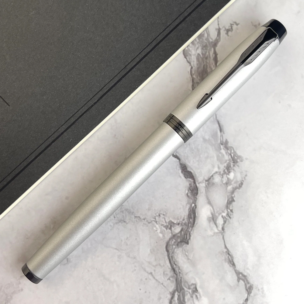 Ручка перо IM Achromatic Grey Parker, 22 811 2