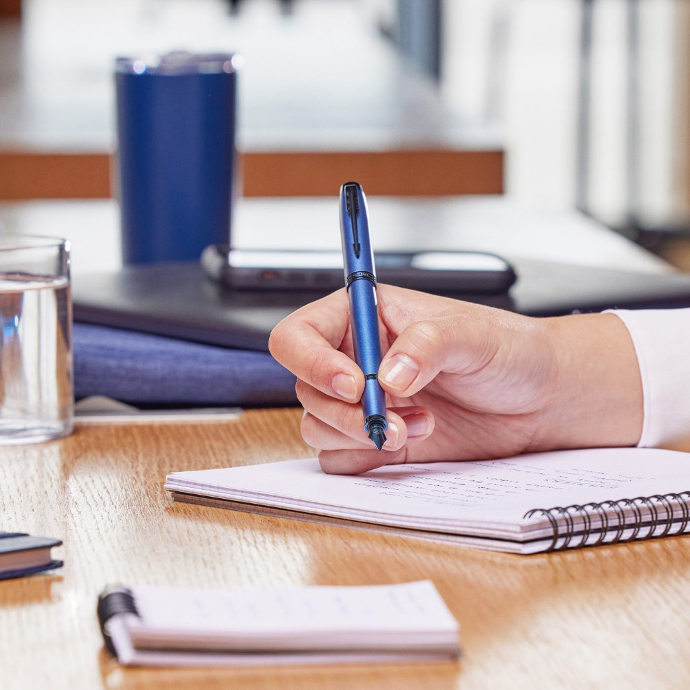 Ручка перо IM Professionals Monochrome Blue, Parker, 28 111 10