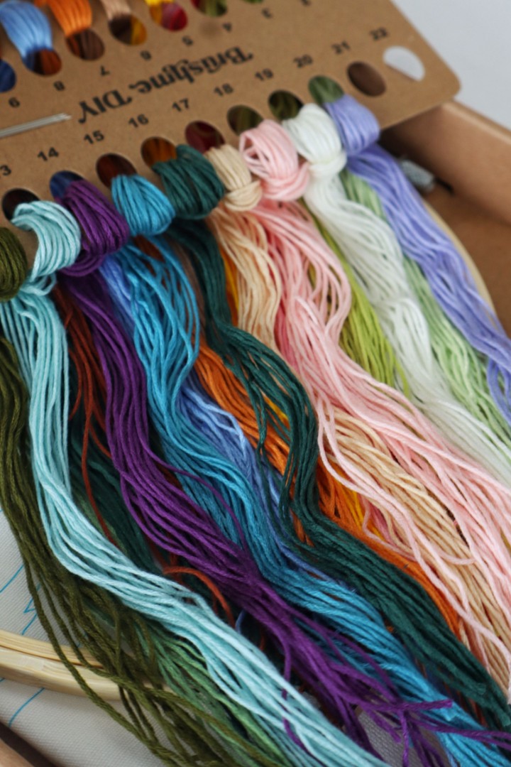 Набор для вышивки гладью "Долина покоя", EMBR011 5