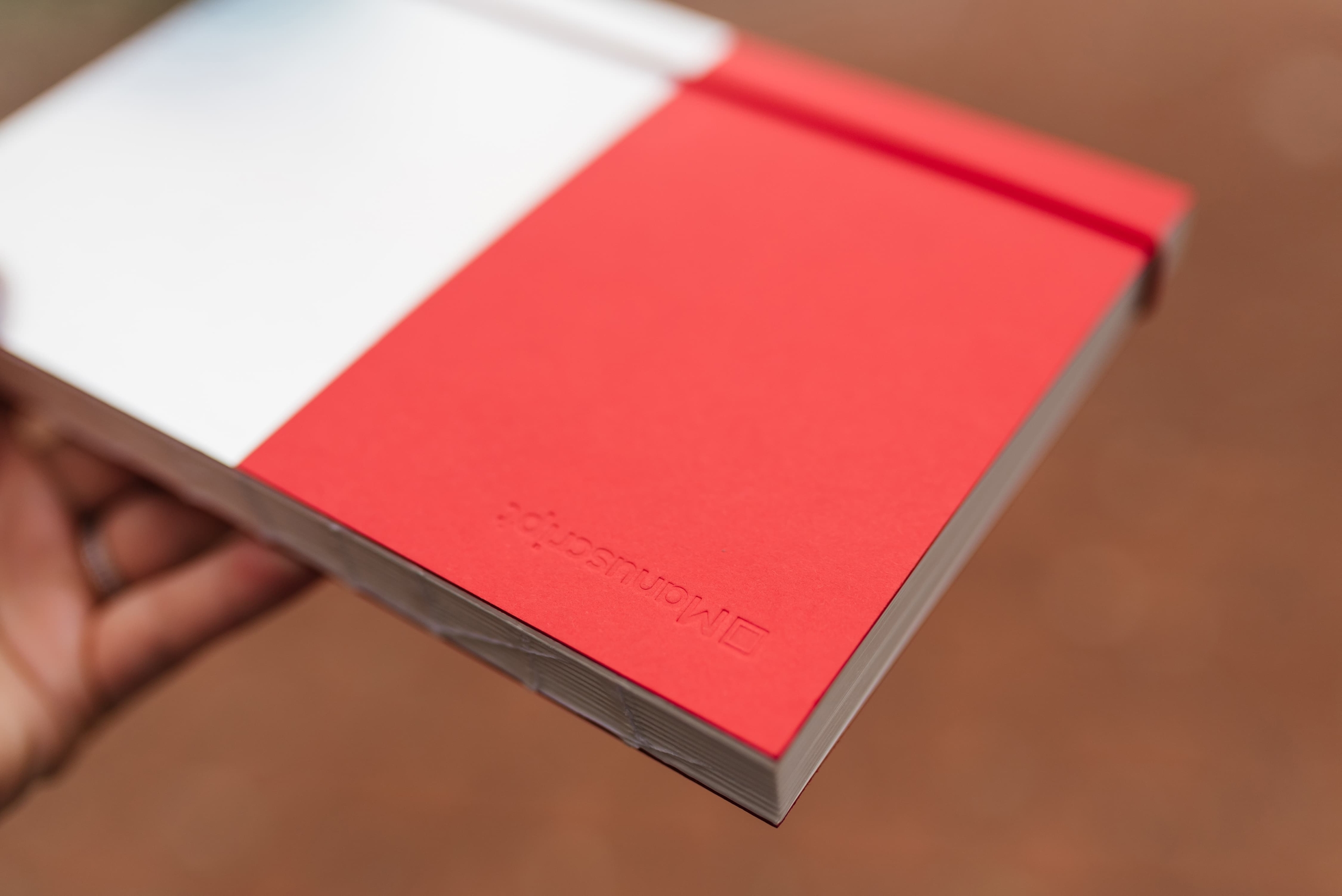 Скетчбук А5 Passion Plus, 150 г/м², 160 арк. на гумці, кремовий, Manuscript 8