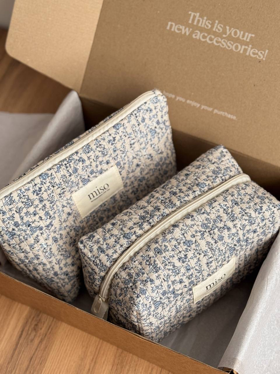 Косметичка  стьогана - сині квіти (трикутник), PH111 1