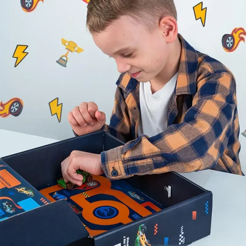 Подарочный набор в школу Hot Wheels, HW26-S01 модель