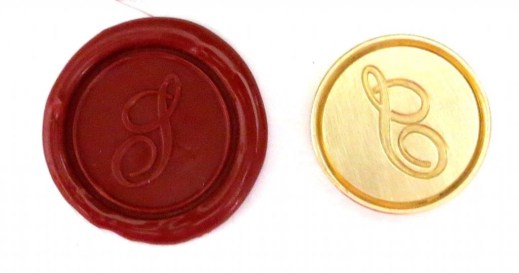 Круглая латунная печать d24 мм – англ. буква "S" с лакированной деревянной ручкой, 40119T