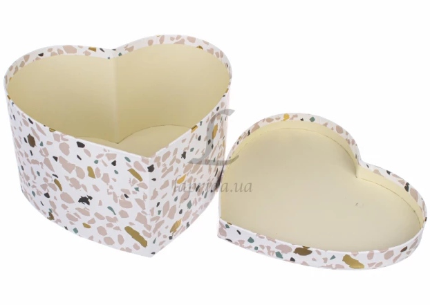 Подарункова коробка серце маленька, W5808