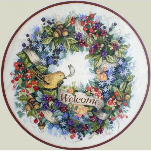 Набор для вышивки "Ягодный венок", 4384